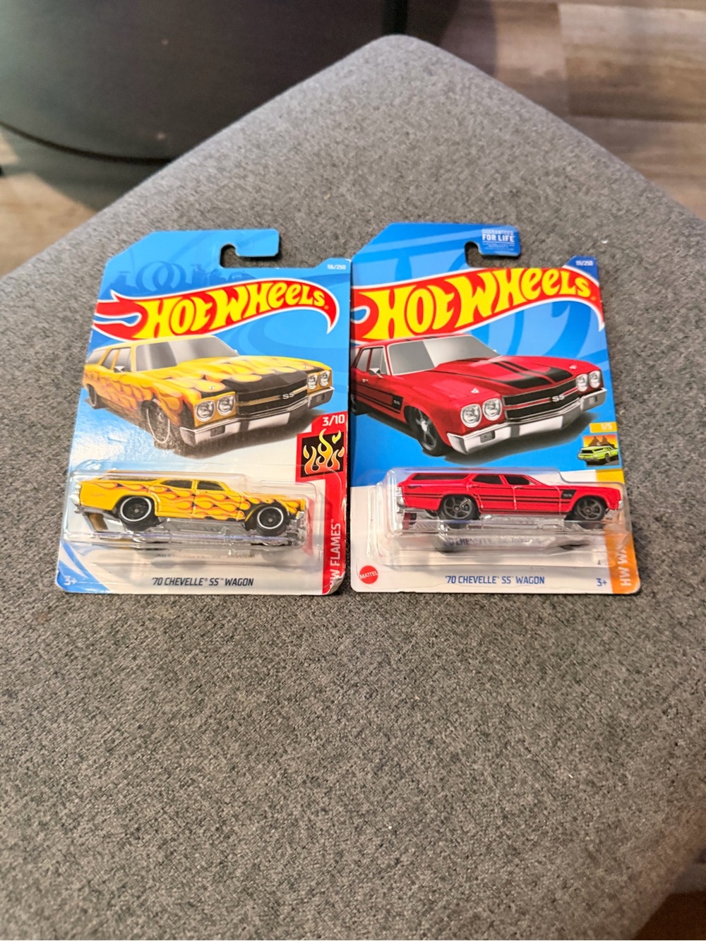 Hot Wheels 70 Chevelle SS Wagon - Yellow Flame & Red